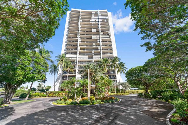 2400 Presidential Way 1706, West Palm Beach, FL 33401