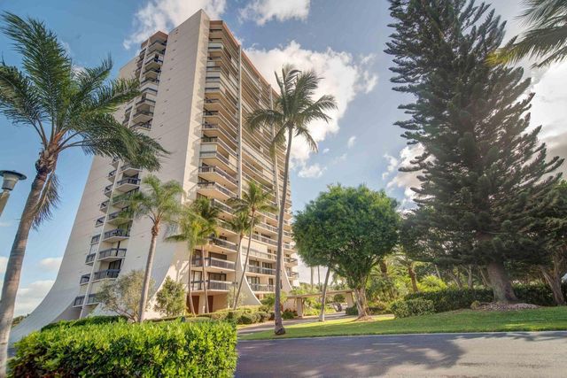 2400 Presidential Way 1706, West Palm Beach, FL 33401