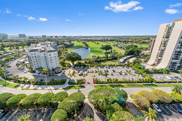2400 Presidential Way 1706, West Palm Beach, FL 33401