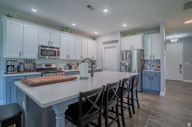 1007 N SKIPTON DR, North Salt Lake, UT 84054