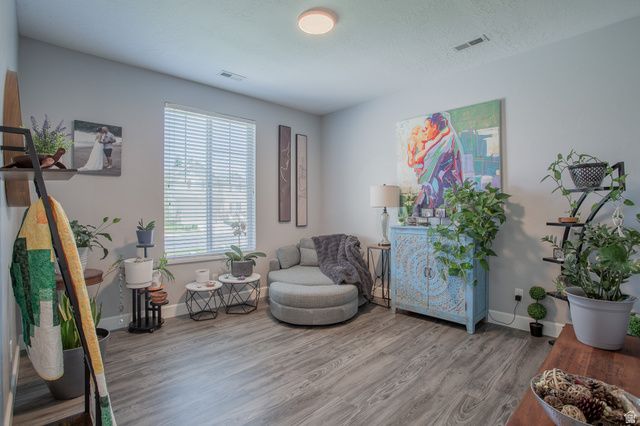 1007 N SKIPTON DR, North Salt Lake, UT 84054