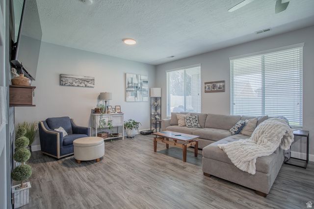 1007 N SKIPTON DR, North Salt Lake, UT 84054