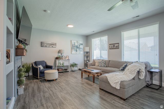 1007 N SKIPTON DR, North Salt Lake, UT 84054