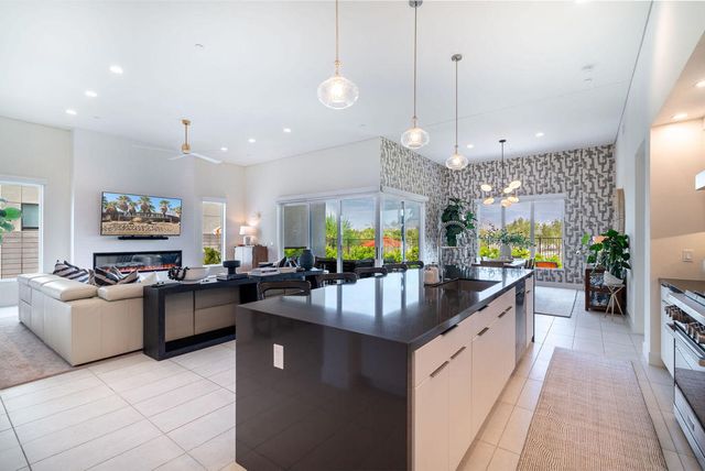 460 Palladium Boulevard, Palm Springs, CA 92262