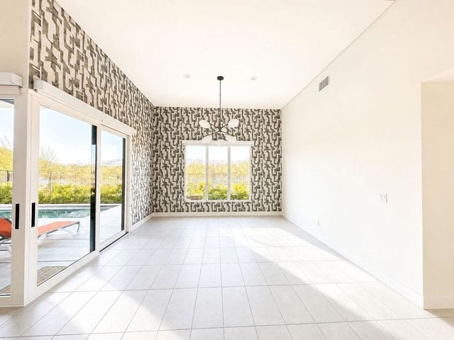 460 Palladium Boulevard, Palm Springs, CA 92262