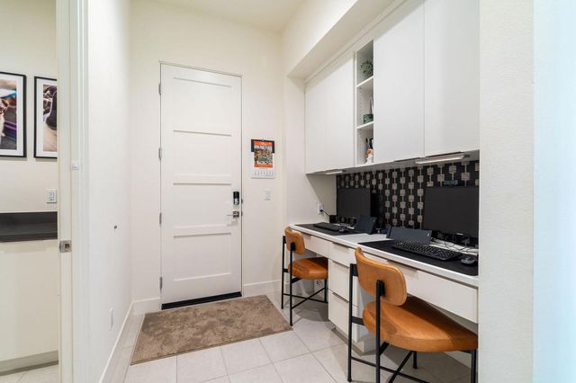 460 Palladium Boulevard, Palm Springs, CA 92262