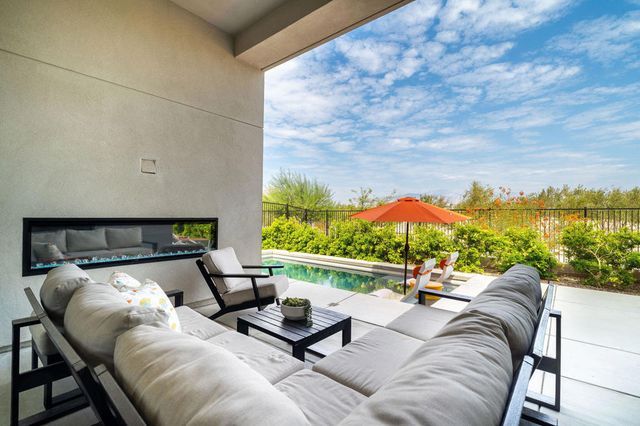 460 Palladium Boulevard, Palm Springs, CA 92262