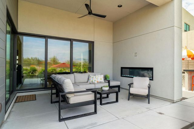 460 Palladium Boulevard, Palm Springs, CA 92262