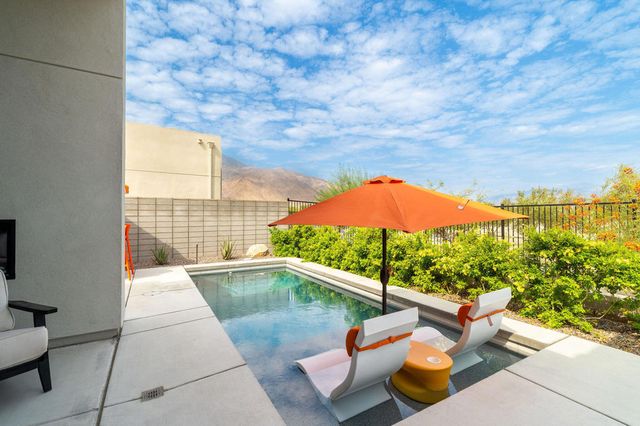460 Palladium Boulevard, Palm Springs, CA 92262