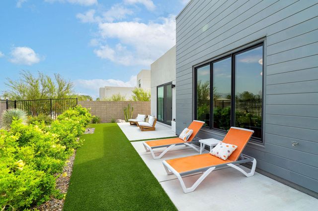 460 Palladium Boulevard, Palm Springs, CA 92262