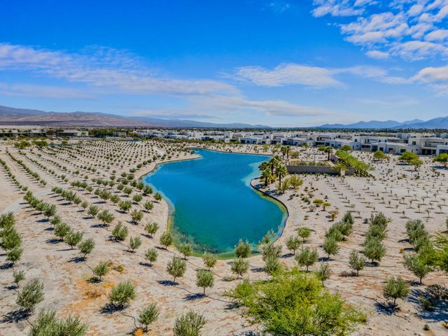 460 Palladium Boulevard, Palm Springs, CA 92262