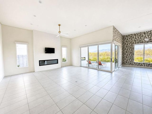 460 Palladium Boulevard, Palm Springs, CA 92262