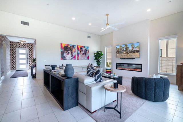 460 Palladium Boulevard, Palm Springs, CA 92262