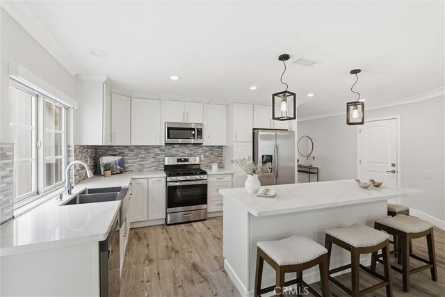 27880 Via Sarasate, Mission Viejo, CA 92692