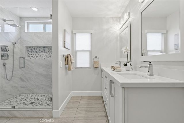 27880 Via Sarasate, Mission Viejo, CA 92692