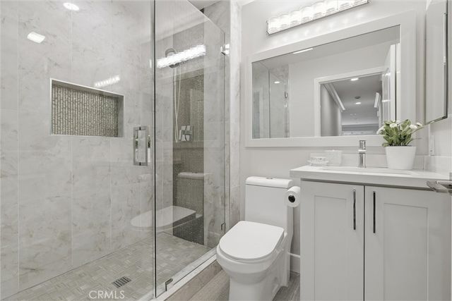 27880 Via Sarasate, Mission Viejo, CA 92692