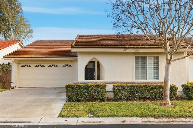 27880 Via Sarasate, Mission Viejo, CA 92692