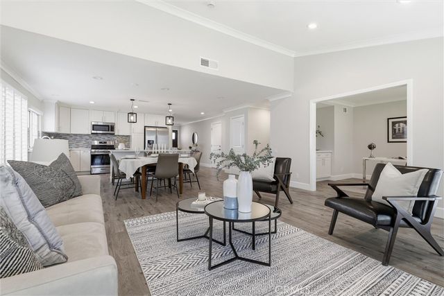 27880 Via Sarasate, Mission Viejo, CA 92692