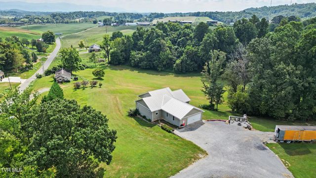 1090 Shell Road, Jonesborough, TN 37659