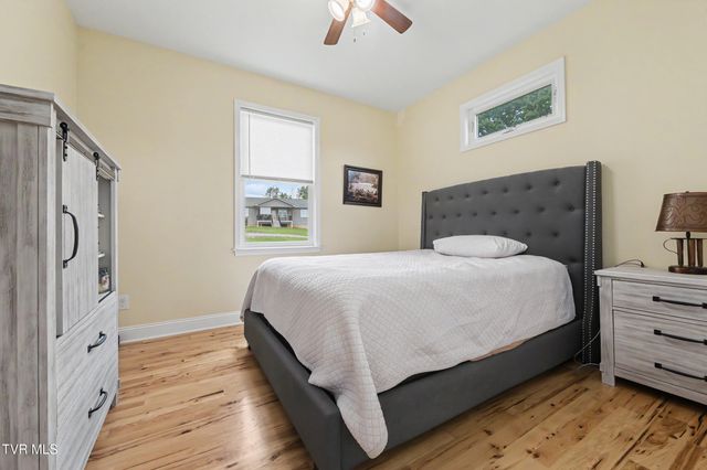 1090 Shell Road, Jonesborough, TN 37659