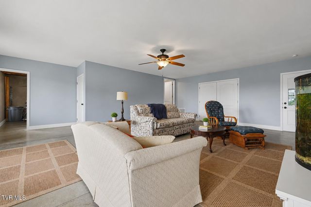 1090 Shell Road, Jonesborough, TN 37659