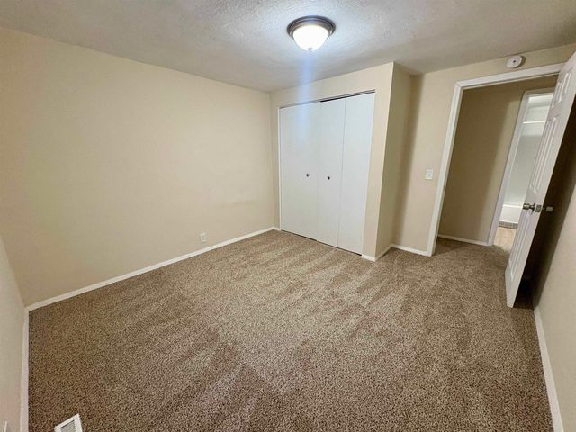 3200 Amelia Avenue, Flushing, MI 48433