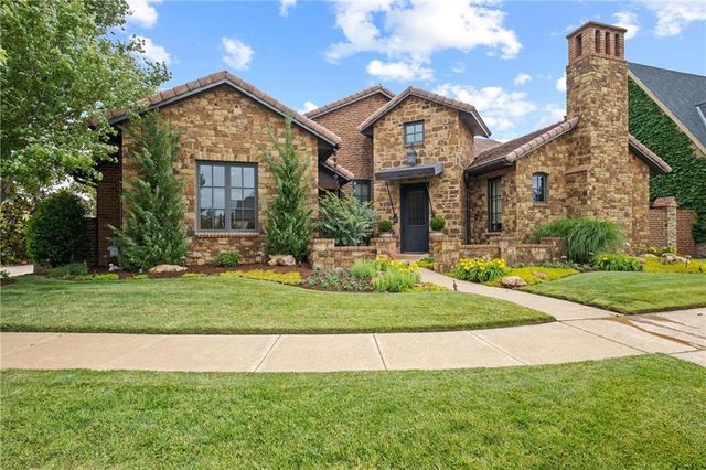 15820 Chapel Ridge Lane, Edmond, OK 73013