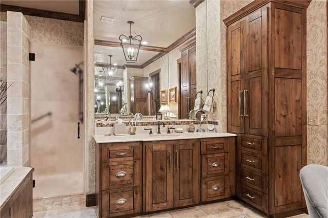 15820 Chapel Ridge Lane, Edmond, OK 73013