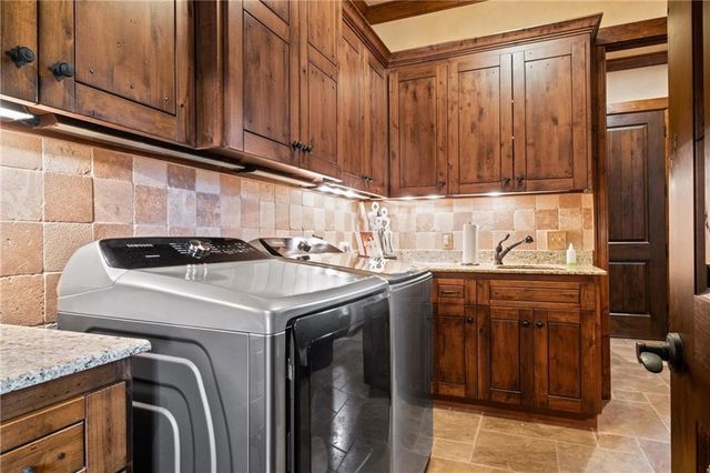 15820 Chapel Ridge Lane, Edmond, OK 73013