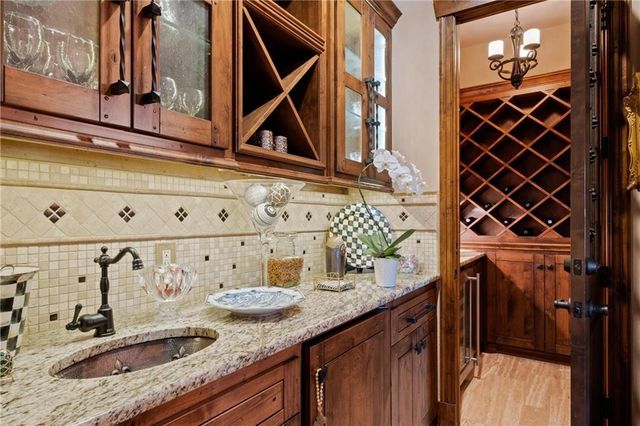 15820 Chapel Ridge Lane, Edmond, OK 73013