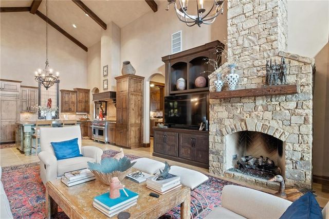 15820 Chapel Ridge Lane, Edmond, OK 73013