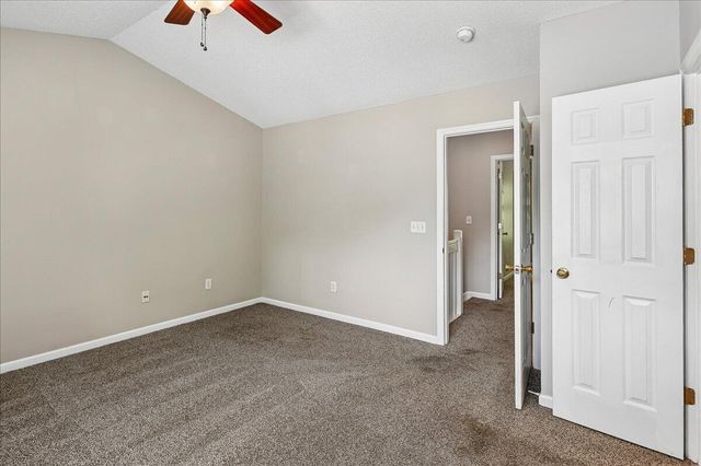 7948 Shadow Oak Drive, North Charleston, SC 29406