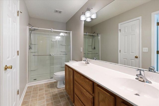 7948 Shadow Oak Drive, North Charleston, SC 29406