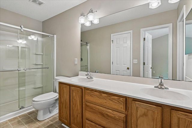 7948 Shadow Oak Drive, North Charleston, SC 29406