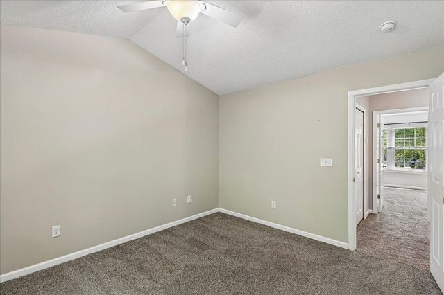 7948 Shadow Oak Drive, North Charleston, SC 29406