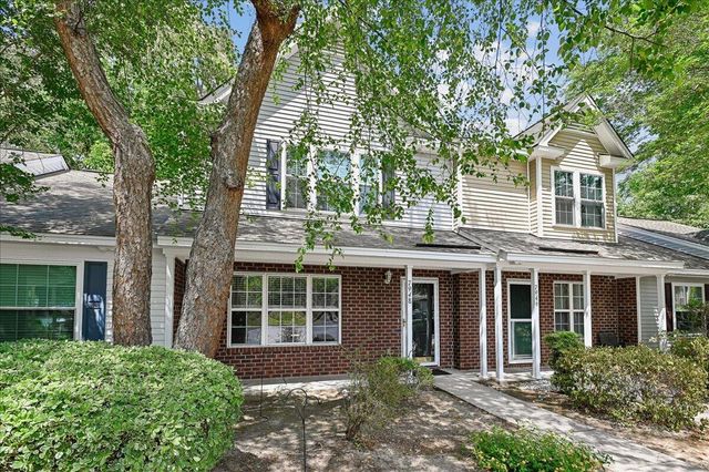 7948 Shadow Oak Drive, North Charleston, SC 29406