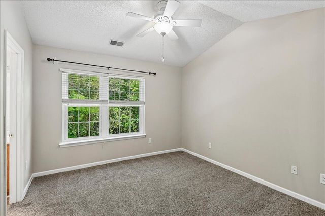 7948 Shadow Oak Drive, North Charleston, SC 29406