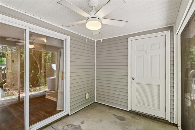 7948 Shadow Oak Drive, North Charleston, SC 29406