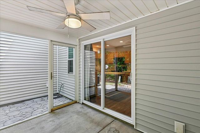 7948 Shadow Oak Drive, North Charleston, SC 29406