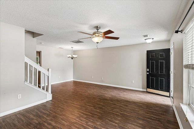 7948 Shadow Oak Drive, North Charleston, SC 29406