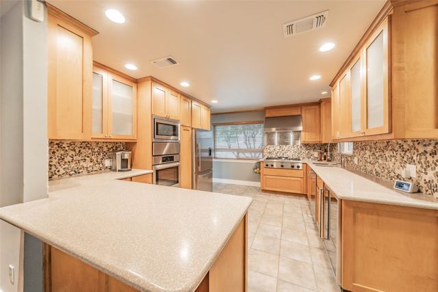 3249 Regent Drive, Dallas, TX 75229