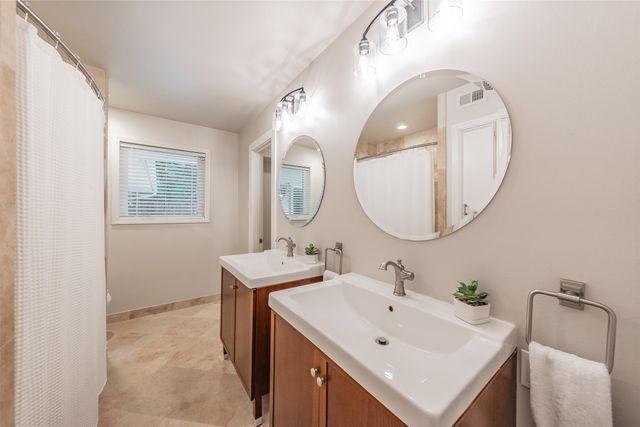 3249 Regent Drive, Dallas, TX 75229