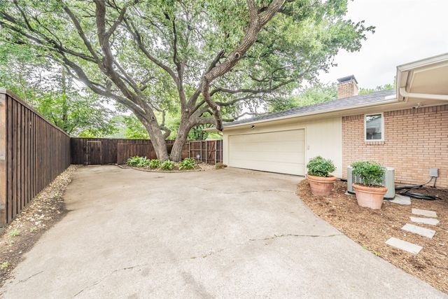 3249 Regent Drive, Dallas, TX 75229