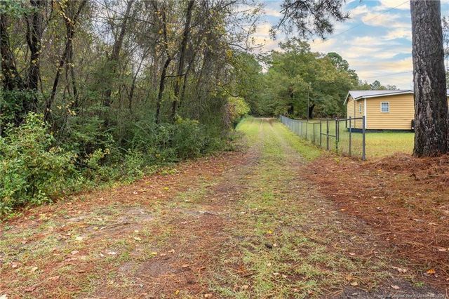 3442 McKinnon Road, Fayetteville, NC 28304