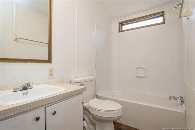 3442 McKinnon Road, Fayetteville, NC 28304