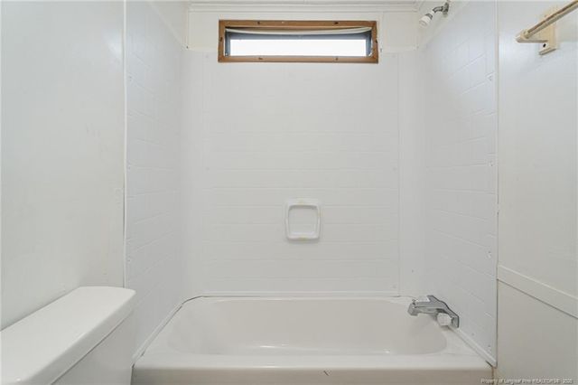 3442 McKinnon Road, Fayetteville, NC 28304