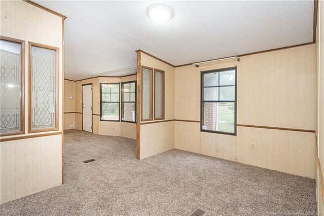 3442 McKinnon Road, Fayetteville, NC 28304