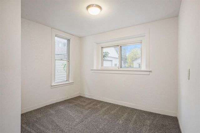 1054 Crosby Street, Grand Rapids, MI 49504