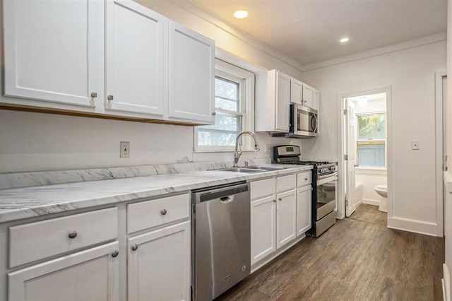 1054 Crosby Street, Grand Rapids, MI 49504