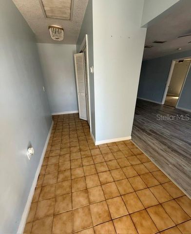 465 E SEMINOLE DRIVE, Venice, FL 34293